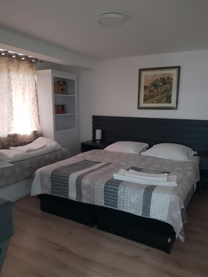 Casa Elis Piscina, Jacuzzy , Sauna, Ciubar Merei ภายนอก รูปภาพ