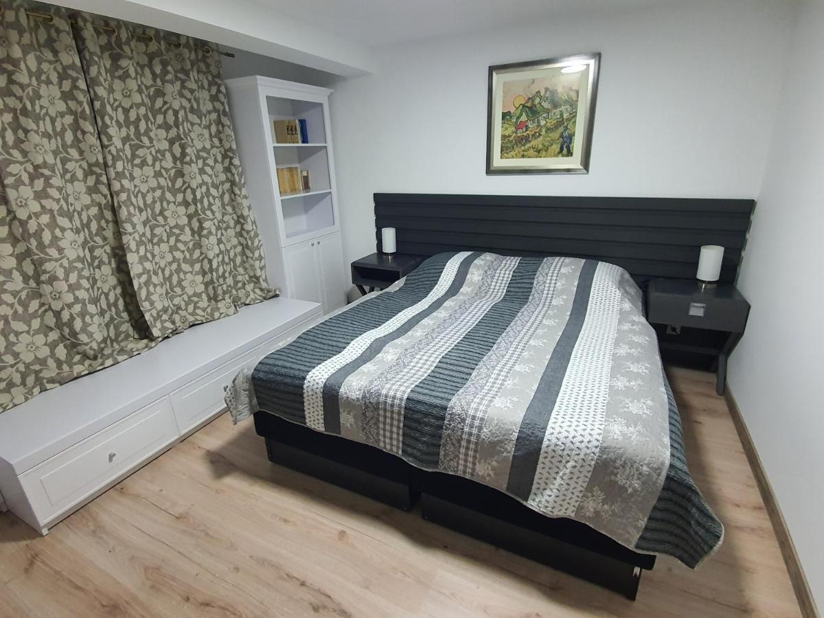 Casa Elis Piscina, Jacuzzy , Sauna, Ciubar Merei ภายนอก รูปภาพ
